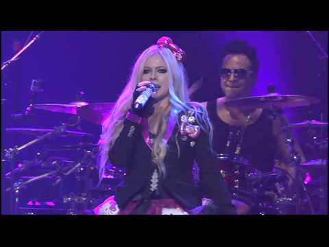 Avril Lavigne performs &quot;Hello Kitty&quot; live at Casino Rama